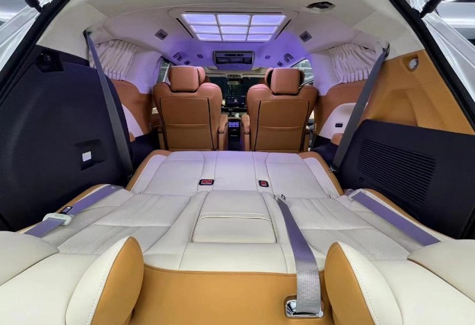 MPV新車(chē)車(chē)主必看！豐田塞納內(nèi)飾改裝天花板案例分享