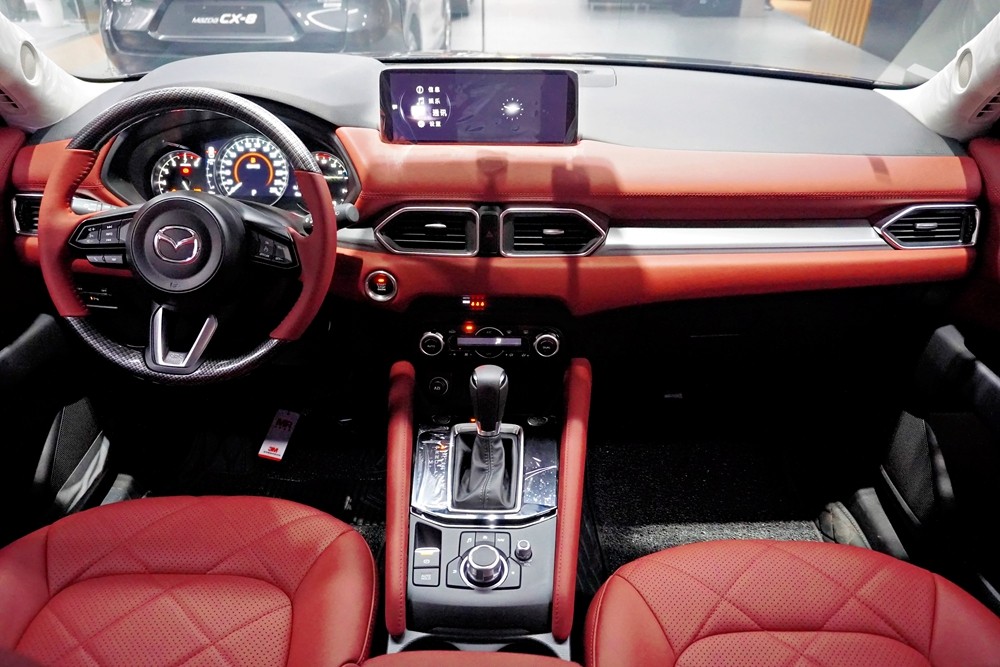 馬自達(dá)CX-5汽車(chē)內(nèi)飾改裝