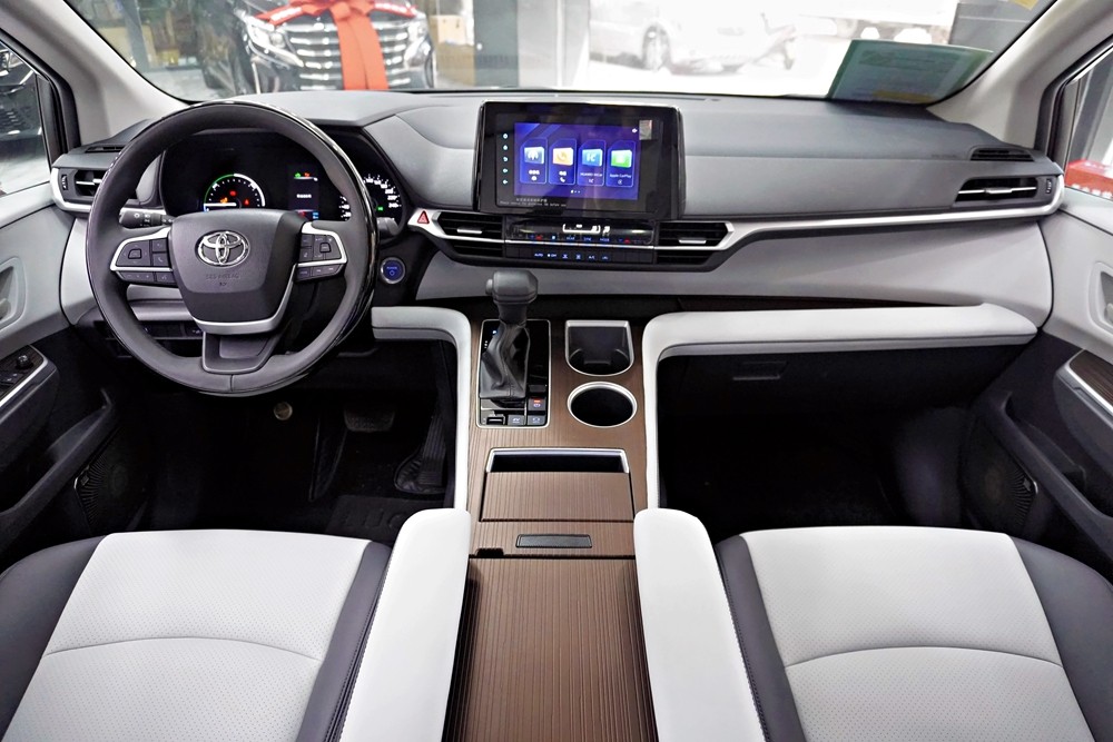 豐田賽那汽車(chē)內(nèi)飾改裝